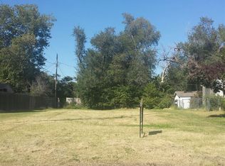 700 SE 5th St, Newton, KS 67114