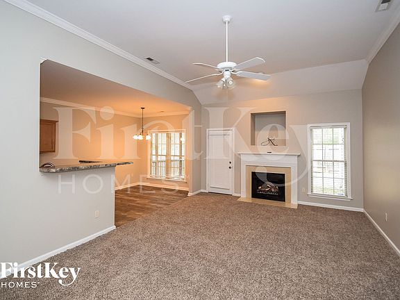 2nd image of 939 Meriweather Dr