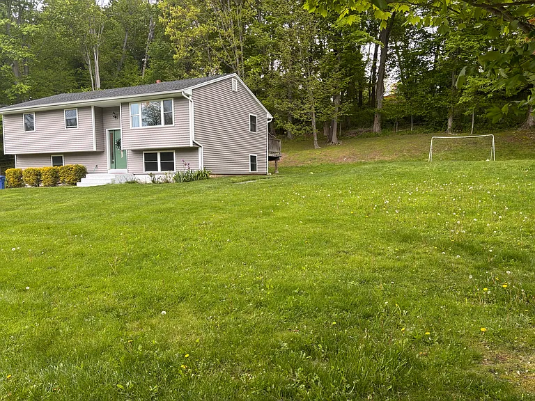 28 Forest Hills Dr — Photo 17