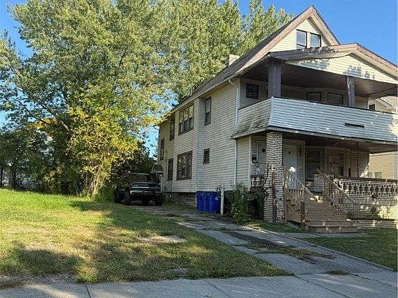 3rd image of 3553 E 151st St