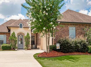 40427 Champagne Ave, Prairieville, LA 70769