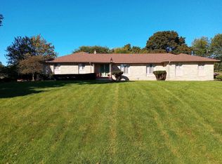 1109 Maplekrest Dr, Flint, MI 48532