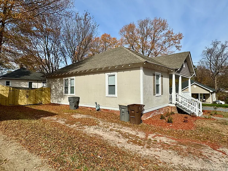 313 N Rose Ave — Photo 27