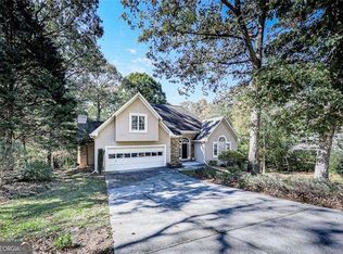 2851 Riverfront Dr, Snellville, GA 30039