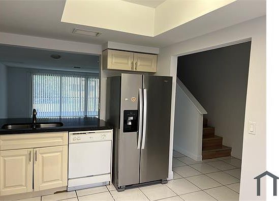 1st image of 4609 NW 90th Ave #4609