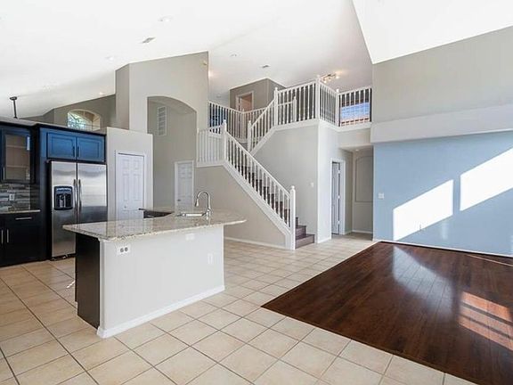 4th image of 1015 Lake Biscayne Way