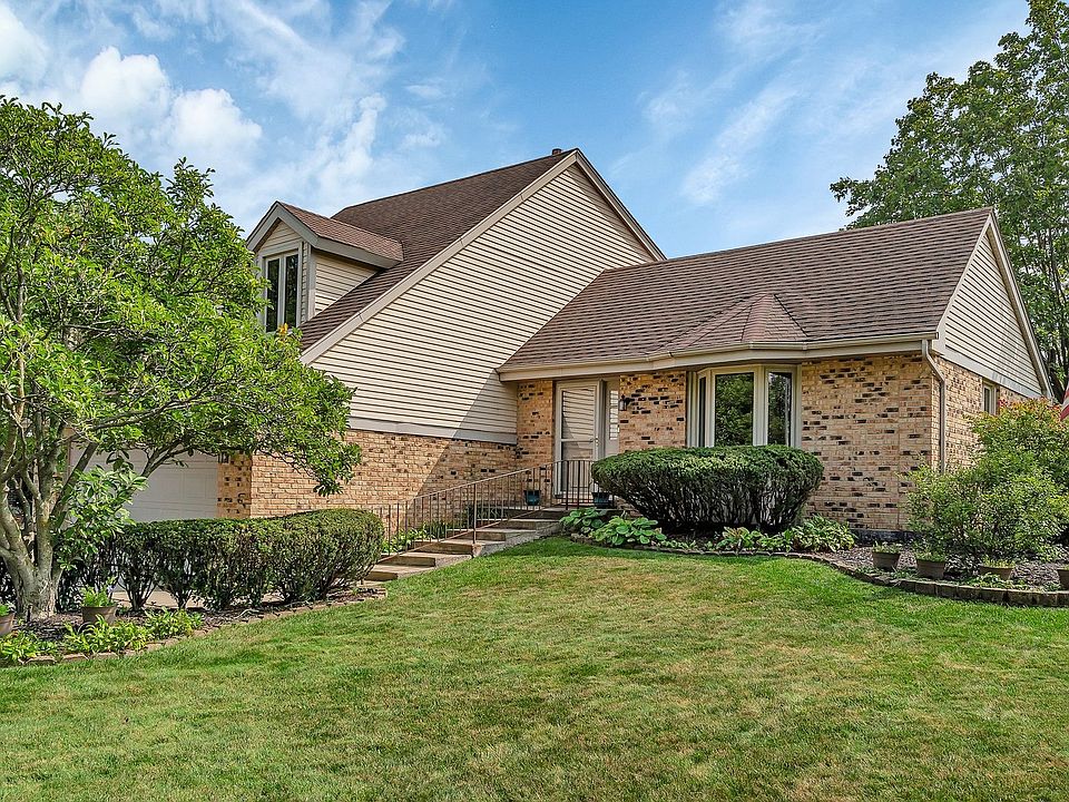 1st image of 9171 Frances Ln