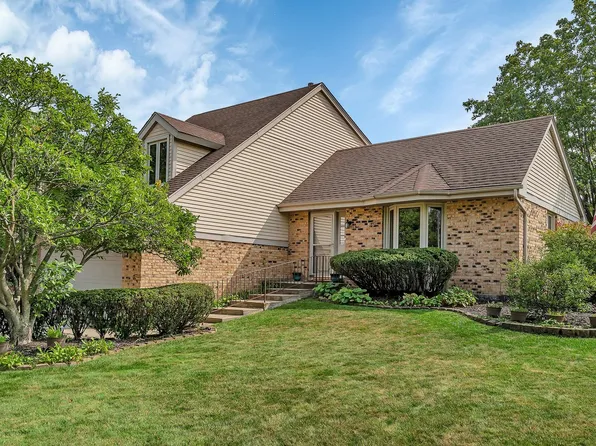 9171 Frances Ln, Orland Park, IL 60462