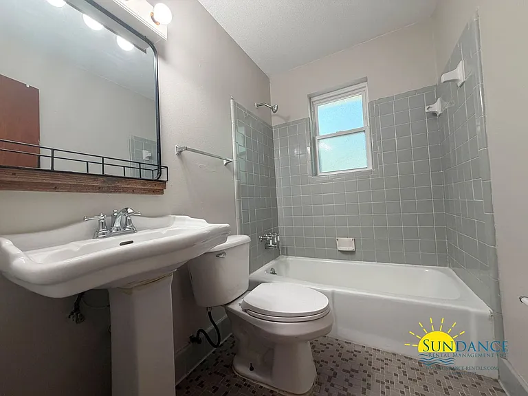 210 Buck Dr NE — Photo 15