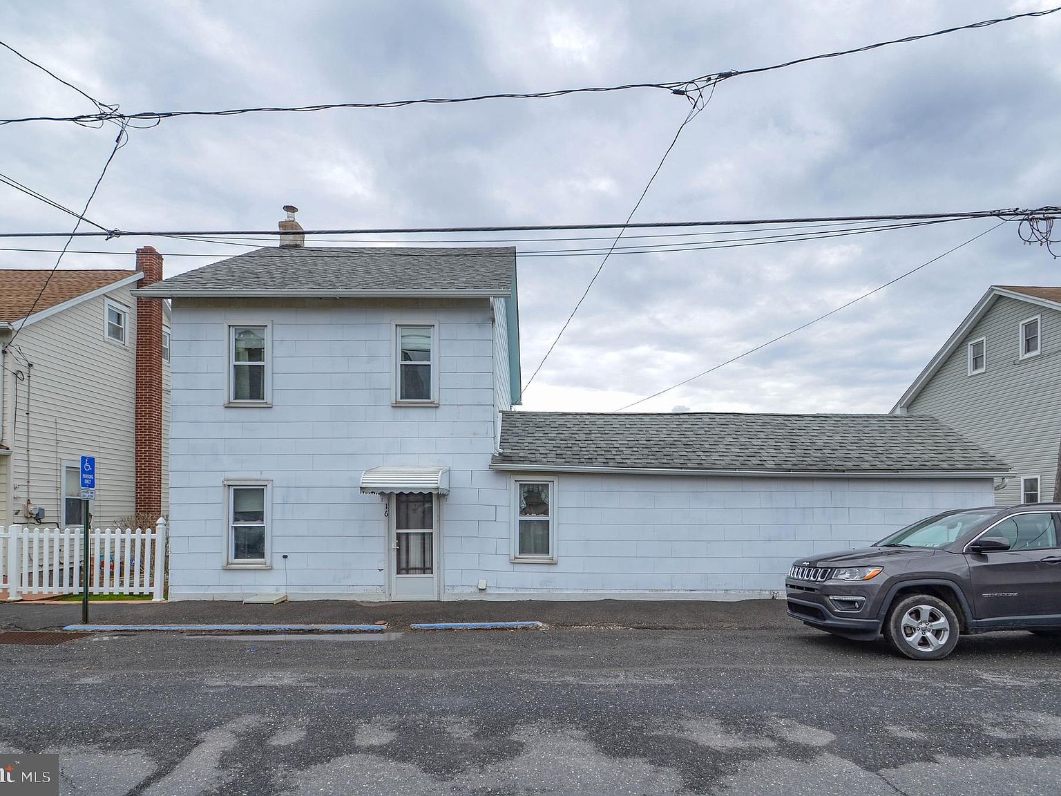 16 W Oak St, Tresckow, PA 18254 Zillow