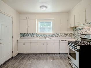 819 Oakland Dr, Kalamazoo, MI 49008