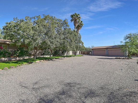 2nd image of 6524 E Larkspur Dr