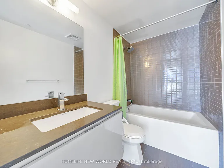 200 Bloor St W #402 — Photo 17