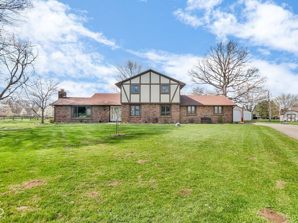 4930 Founders Ct, Anderson, IN 46017