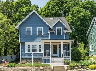 28 Eastbourne St, Roslindale, MA 02131