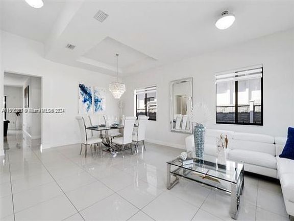 3rd image of 14620 SW 32nd St #14620