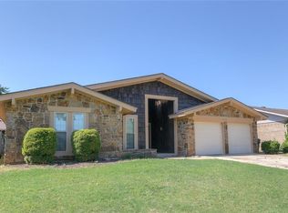 8432 NW 87th St, Oklahoma City, OK 73132