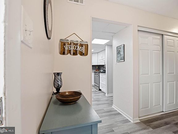 4th image of 58 Drexel Pl