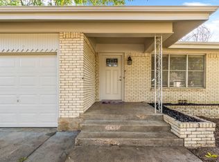 803 Baird St, Cleburne, TX 76033