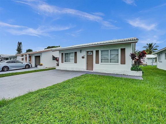 3rd image of 6808 NW 75th Dr