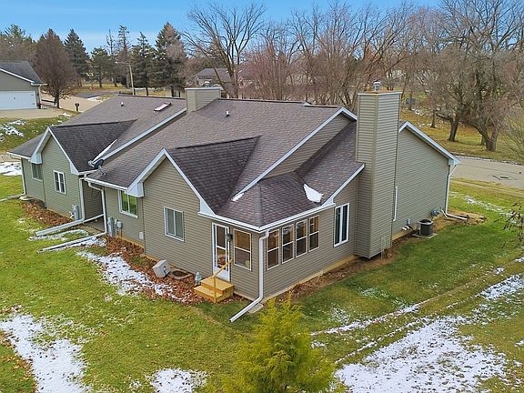 4th image of 500 Countryside Ln
