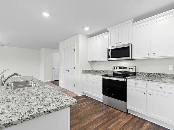Chef-ready kitchen with stainless steel appliances
