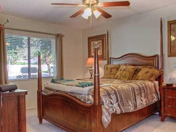 3rd image of 5669 Gardens Dr #5669