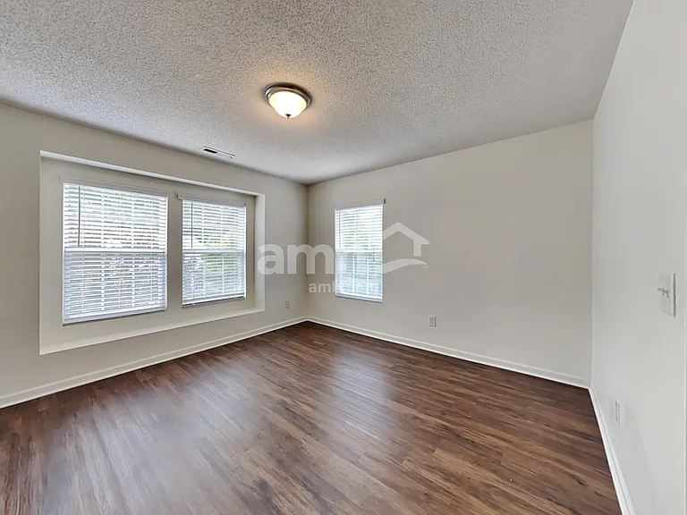 406 Averasboro Dr — Photo 12