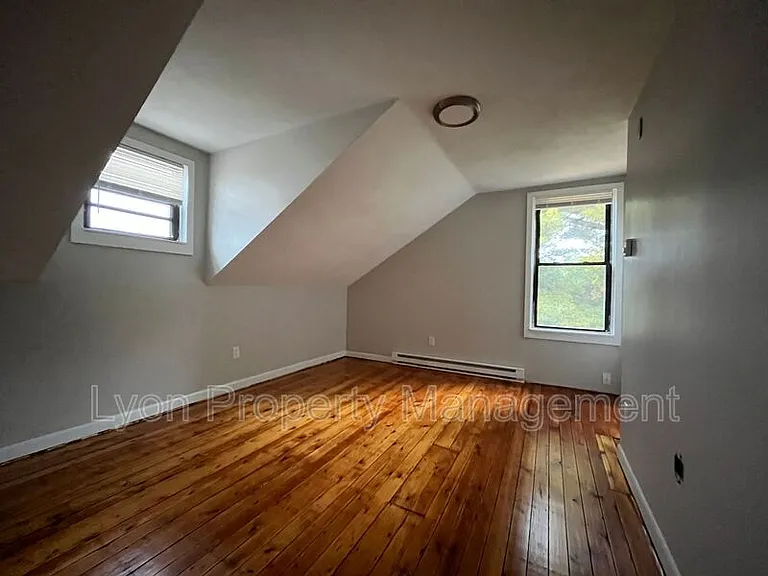 14 Smith St #5 — Photo 8