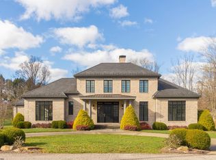 19 Golf Course Dr, Clarksburg, WV 26301
