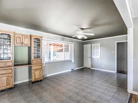 4th image of 732 Mary Jo Ln