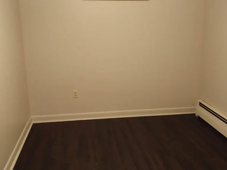 Additional multipurpose room in basement