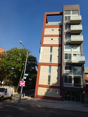 Rented by Bahar Management | media 34