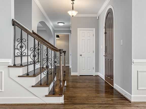 4th image of 1216 Willow Leaf Cir