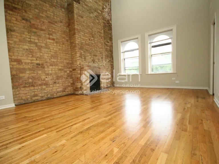 424 W Belden Ave #4E — Photo 2