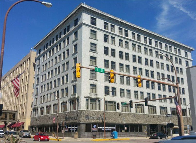 2nd image of 400-10 Pierce St #508
