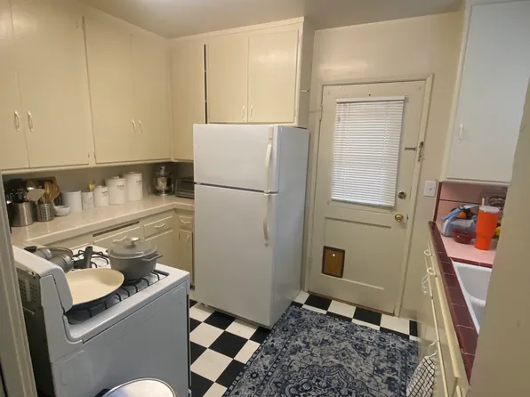 464 Midvale Ave #1, Los Angeles, CA 90024