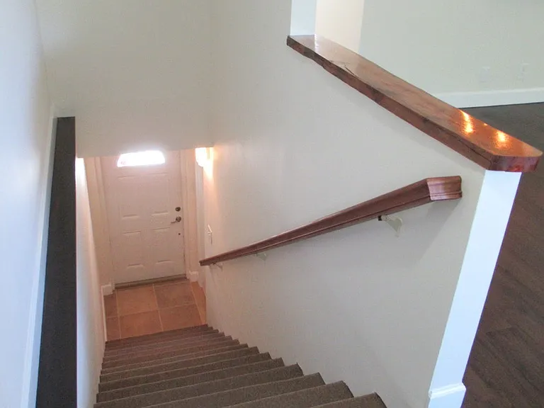 810 Park Pl — Photo 11