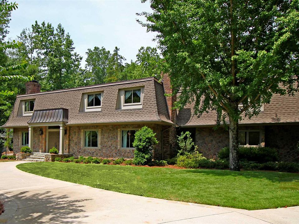 1st image of 587 N Saint Marys Ln