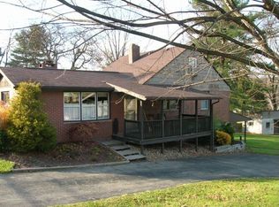 12439 Lincoln Way, Irwin, PA 15642