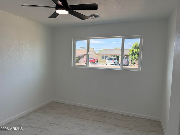 5th image of 3107 W CORRINE Drive
