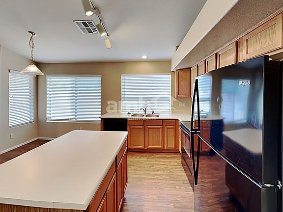 4th image of 16778 W Melvin St