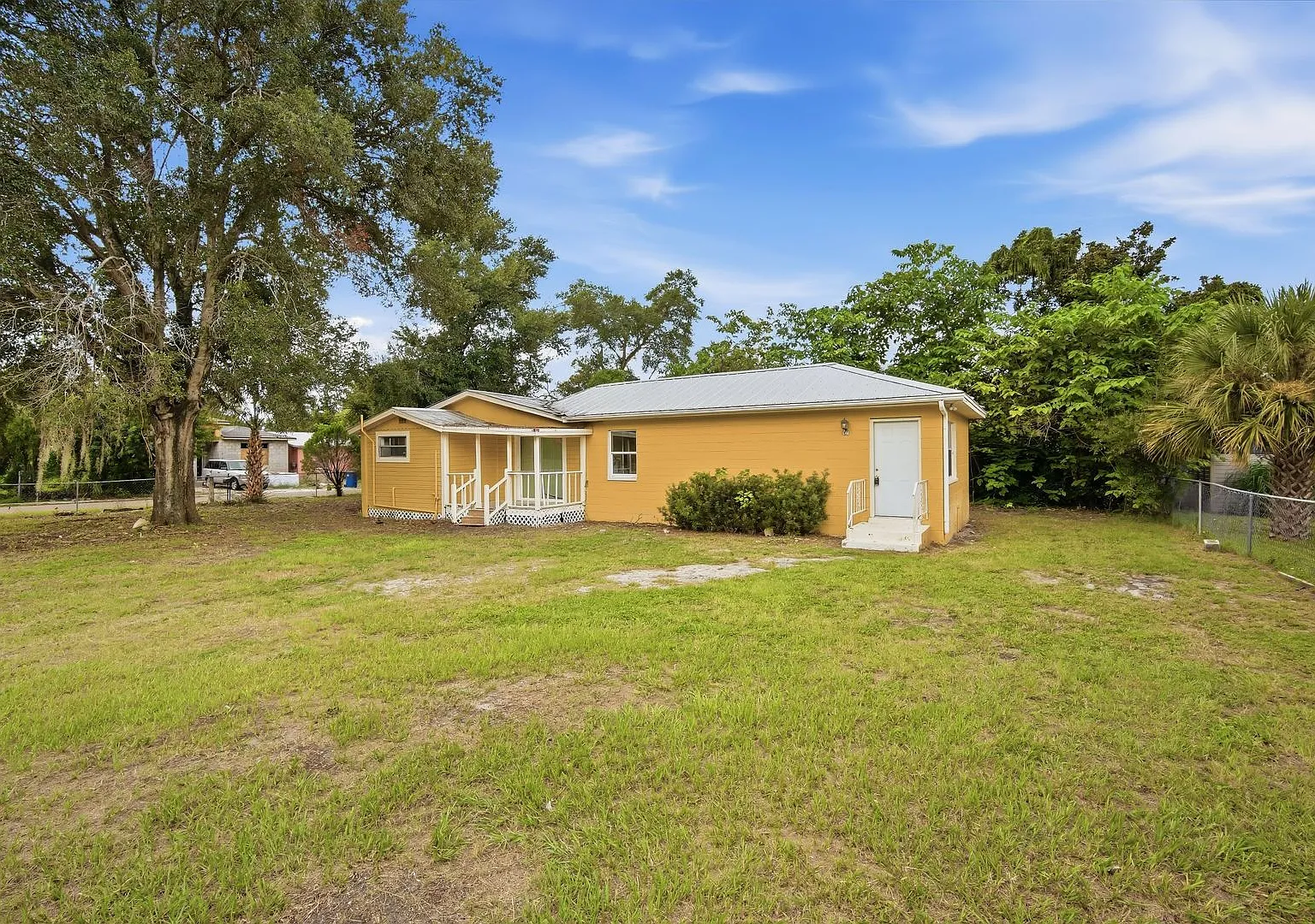Welcome to 3508 E Genesee St Comfortable Tampa Living with Space, Style & Convenience! — Photo 4