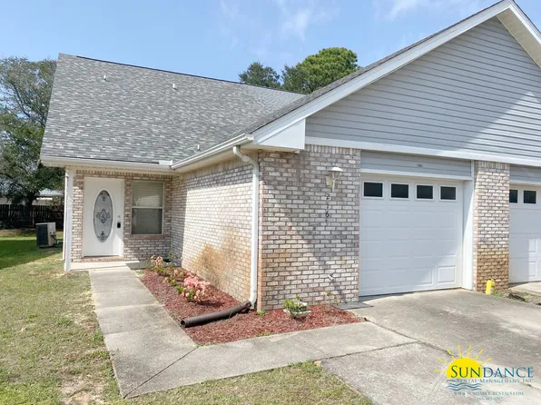 2163 Tom St, Navarre, FL 32566