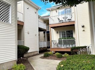 18 Potomac Dr, Basking Ridge, NJ 07920