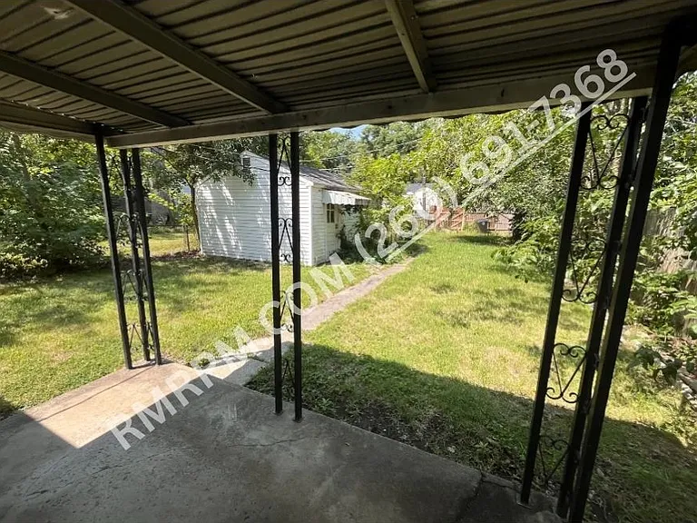 4414 Oliver St — Photo 6
