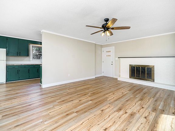 5th image of 706 Hedrick Dr