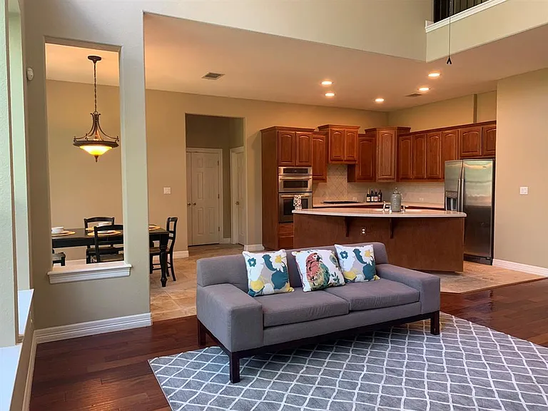 9913 Bundoran Dr — Photo 9