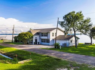 250 Oak Crest Dr, Livingston, TX 77351