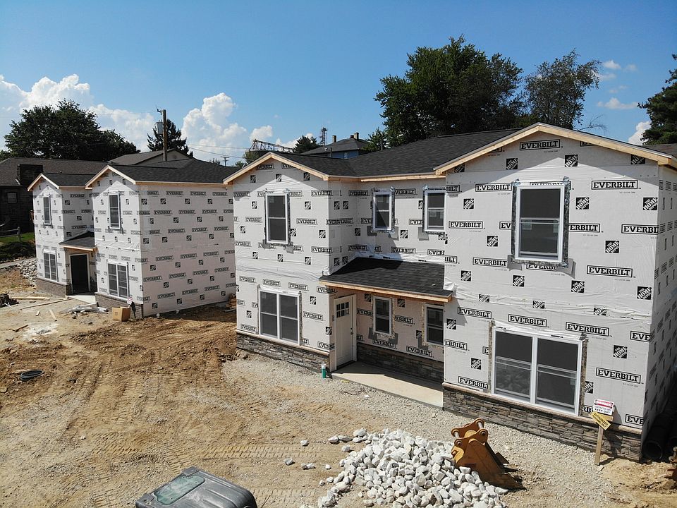 2nd image of 518 E 7th St